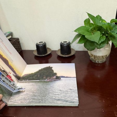 Quynh Moon Homestay Hanoi Luaran gambar