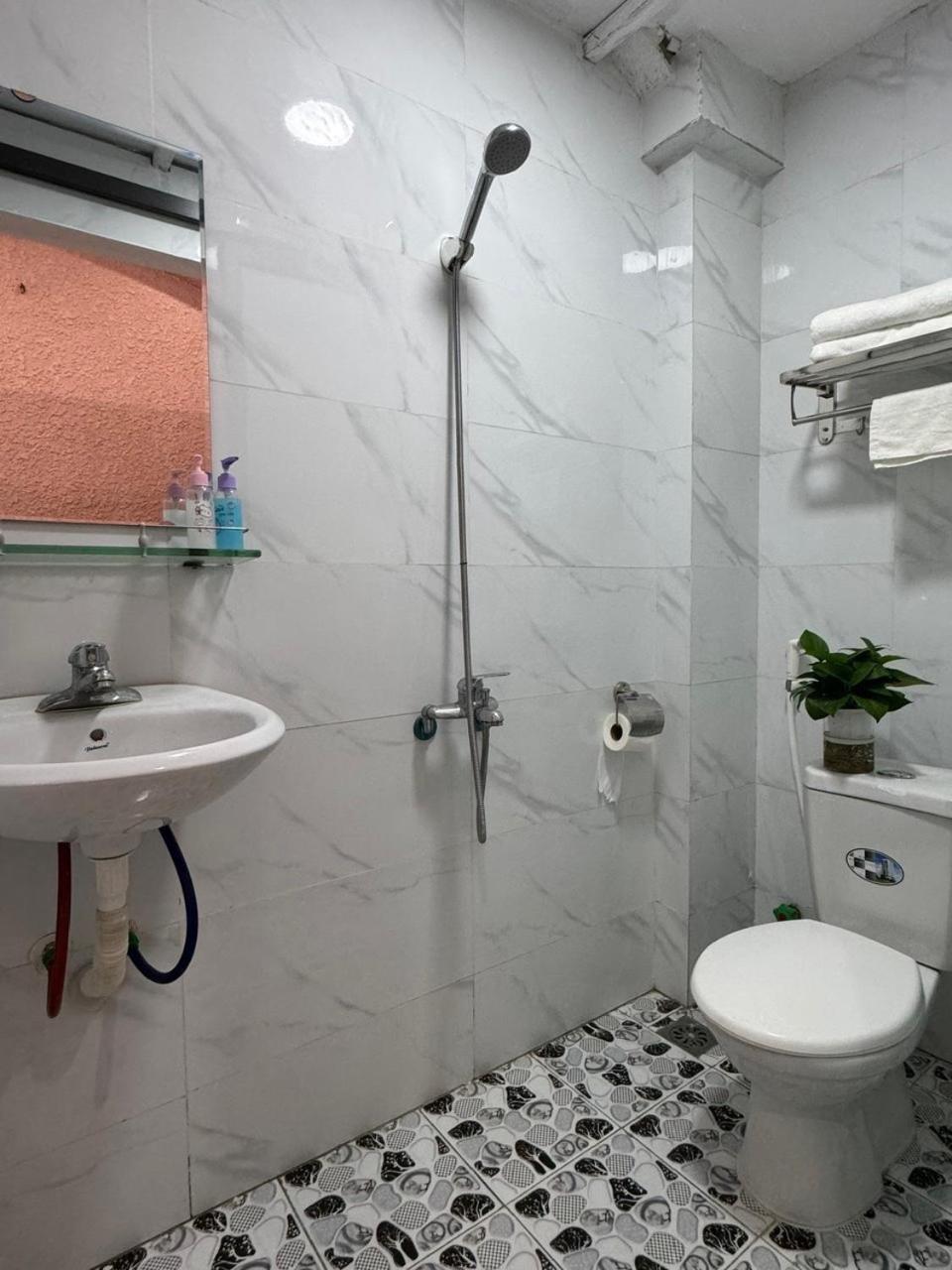 Quynh Moon Homestay Hanoi Luaran gambar